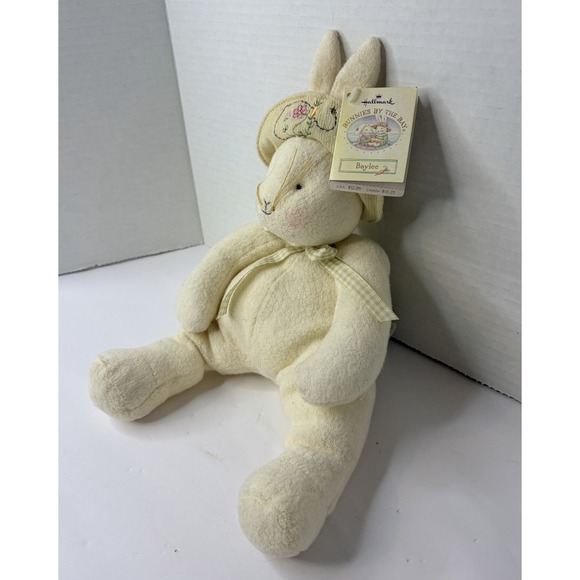 Hallmark Bunnies By The Bay Baylee Plush 2002 Cream Bunny Hat Tag Vintage HTF - Picture 2 of 8